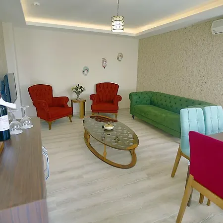 Enki Hotel 2*