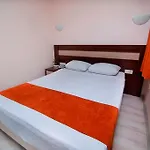 Enki Отель 2*