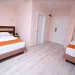 Hotel Enki 2*